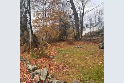 495 Alba Avenue, Bridgeport, CT 06606 - Photo 1