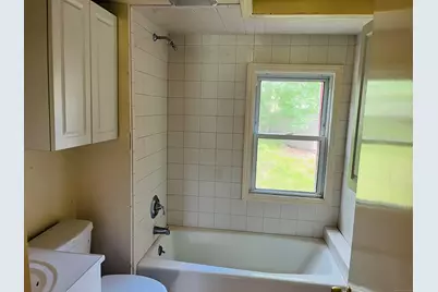 35 Saginaw Trail, Shelton, CT 06484 - Photo 3