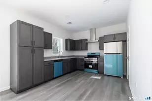 75 High St, Plymouth, CT 06786 - Photo 5