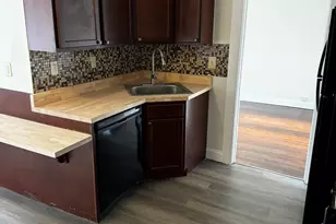 203 Center St, Manchester, CT 06040 - Photo 7