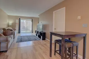 63 Athol St, Killingly, CT 06239 - Photo 7