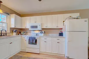 63 Athol St, Killingly, CT 06239 - Photo 3