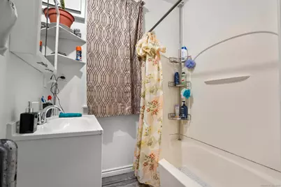 865 Iranistan Avenue, Bridgeport, CT 06604 - Photo 19