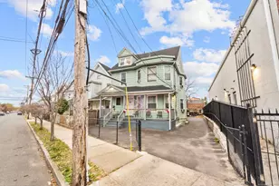 865 Iranistan Ave, Bridgeport, CT 06604 - Photo 5