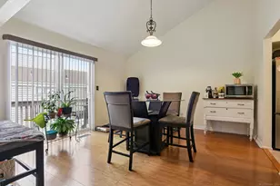 95 Monticello Dr, Branford, CT 06405 - Photo 9