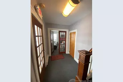 585 Burnside Avenue, East Hartford, CT 06108 - Photo 7