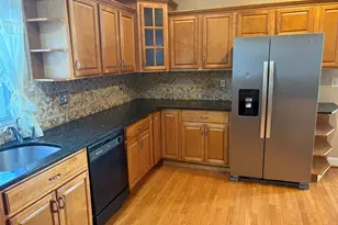 406 Newhall St, Hamden, CT 06511 - Photo 3