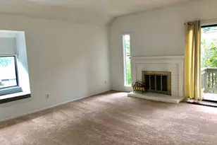 61 Heritage Vlg, Southbury, CT 06488 - Photo 5