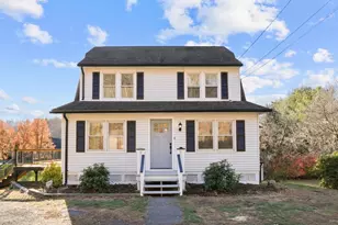1092 Durham Rd, Guilford, CT 06437 - Photo 1