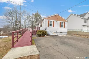 11 Manton St, Shelton, CT 06484 - Photo 9