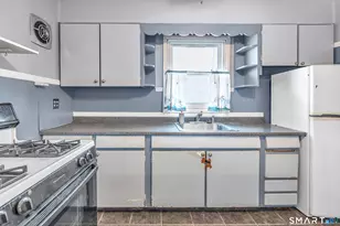 11 Manton St, Shelton, CT 06484 - Photo 19