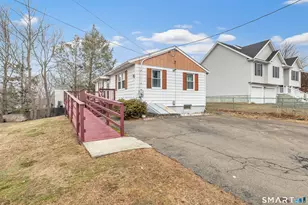 11 Manton St, Shelton, CT 06484 - Photo 5