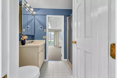 7 Carriage Lane, New Fairfield, CT 06812 - Photo 25