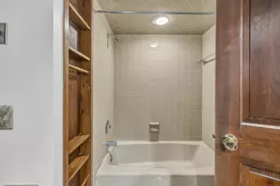 7 Carriage Ln, New Fairfield, CT 06812 - Photo 19