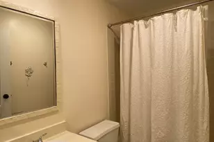 104 North St, Stamford, CT 06902 - Photo 13