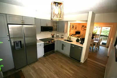 7 Twin Oak Court #7, Avon, CT 06001 - Photo 15