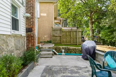 68 Raymond Street, New London, CT 06320 - Photo 15