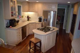 4 Tanglewood Dr, Avon, CT 06001 - Photo 9