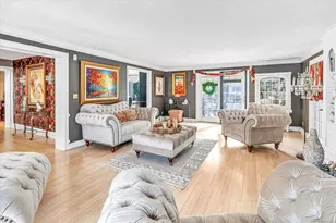 830 Bayberry Ln, Orange, CT 06477 - Photo 5