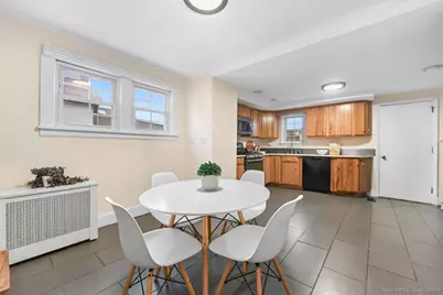 665 West Taft Avenue, Bridgeport, CT 06604 - Photo 9