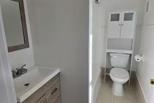 147 Pearl St, Enfield, CT 06082 - Photo 7