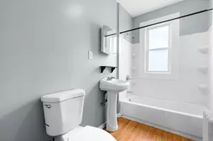 38 Beacon St, Hartford, CT 06053 - Photo 11