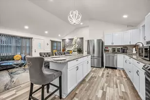 24 Janet Ave, Wolcott, CT 06716 - Photo 3