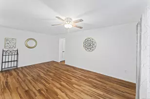 125 Warner Hill Rd, Stratford, CT 06614 - Photo 9