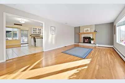 7 Manor Drive, Trumbull, CT 06611 - Photo 3