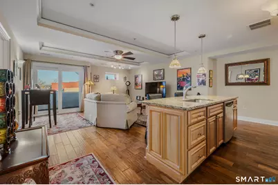 461 Bank Street #402, New London, CT 06320 - Photo 13