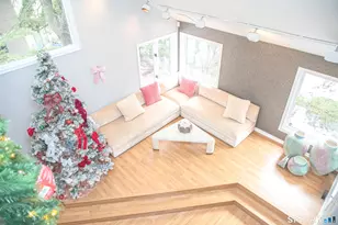 10 Ironwood Ln, West Hartford, CT 06117 - Photo 5