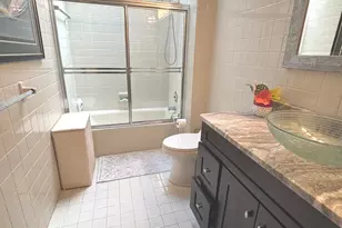 10 Ironwood Ln, West Hartford, CT 06117 - Photo 27