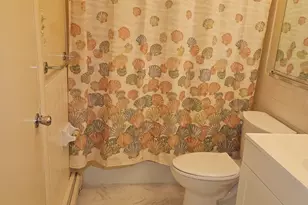 38 Sutton Pl, Bloomfield, CT 06002 - Photo 15