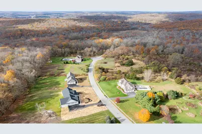 33 Farm View Drive, Norwich, CT 06360 - Photo 3