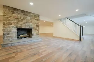 45 Frenchtown Rd, Trumbull, CT 06611 - Photo 9