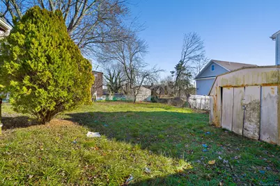73 Carlson Avenue, Bridgeport, CT 06606 - Photo 23