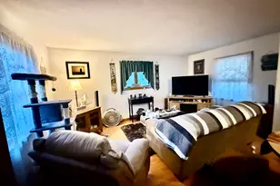 226 W High St, East Hampton, CT 06424 - Photo 19