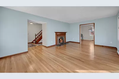 63 Meadowood Drive, Middletown, CT 06457 - Photo 5