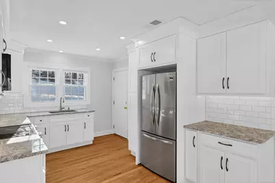 122 North Street #Apt 4, Guilford, CT 06437 - Photo 5