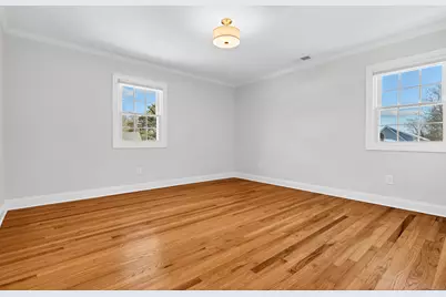 122 North Street #Apt 4, Guilford, CT 06437 - Photo 17