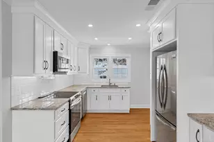 122 North St, Guilford, CT 06437 - Photo 1