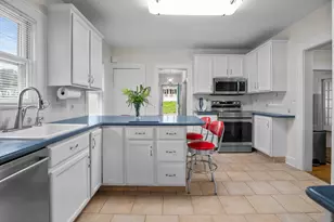 14 Maple St, Darien, CT 06820 - Photo 9