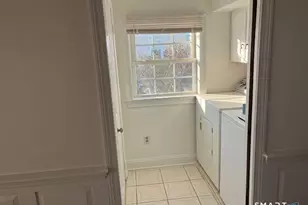 21 Carmen St, East Haven, CT 06512 - Photo 15