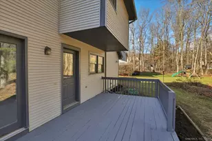 10 Victorian Woods Ln, South Windsor, CT 06074 - Photo 27