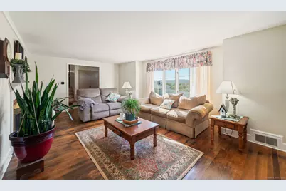 15 Summit Road, Naugatuck, CT 06770 - Photo 7