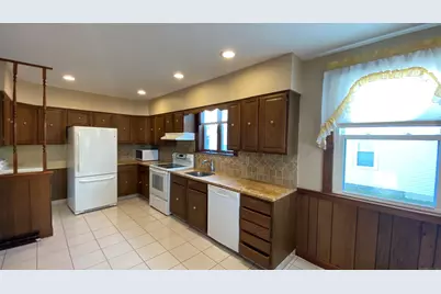 135 Elm Street #1, Winchester, CT 06098 - Photo 7