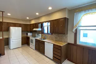 135 Elm St, Winchester, CT 06098 - Photo 7