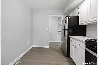 35 Brockton Court #35, Beacon Falls, CT 06403 - Photo 5