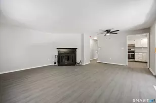 35 Brockton Ct, Beacon Falls, CT 06403 - Photo 7