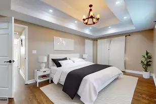 104 Robin Hill Rd, Meriden, CT 06450 - Photo 15